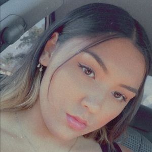 Meet your Posher, Katelyn